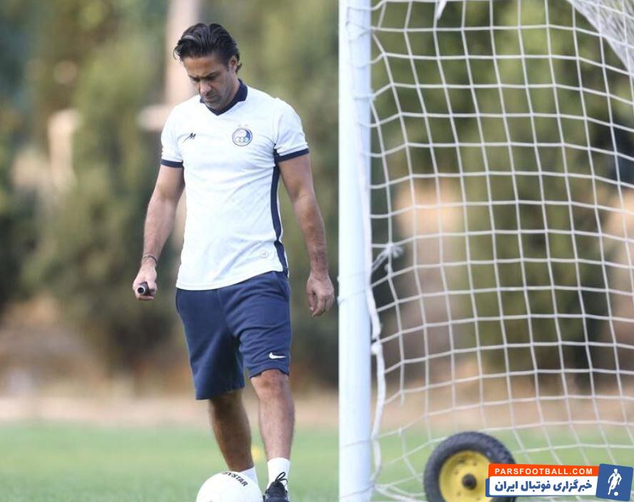 مذاکره خصوصی فرهاد مجیدی سرمربی استقلال با اشکان دژاگه