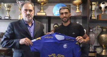 سید حسین حسینی : مجیدی تماس گرفت و گفت پستت را پاک کن ؛ 4 ساعت پشت در اتاق ماندم تا قراردادم با استقلال را تمدید کنم