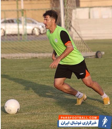 قاسم حدادیفر کاپیتان تیم فوتبال ذوبآهن یکبار دیگر توانسته به فوتبال بازگردد و نمیخواست با مصدومیت به دوران طولانی حرفهایش پایان بدهد.