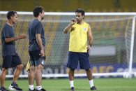 آخرین مشورتهای کادرفنی پرانگیزه استقلال با حضور گابریله پین