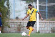 این فصل در بیشتر بازی ها عزت الله پورقاز بازوبند کاپیتانی را بر بازو میبندد چون یکی از مهره های کلیدی تیم سپاهان در خط دفاع بشمار می رود.