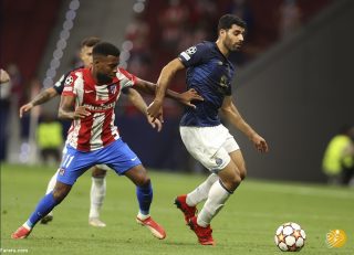 مهدی طارمی در بازی با اتلتیکو مادرید وفق به گلزنی شد اما داور آن را مردود اعلام کرد