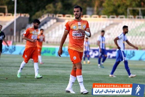 ابوالفضل جلالی مدافع جوان و جدید استقلال به تمرینات این تیم اضافه شد