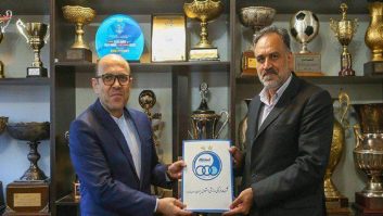 احمد مددی مدیرعامل باشگاه استقلال از سمت خود استعفا کرد و از این باشگاه جدا شد