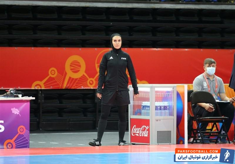 قضاوت گلاره ناظمی و ابراهیم محرابی ۲ داور کشورمان در بازی جمهوری چک - اسپانیا