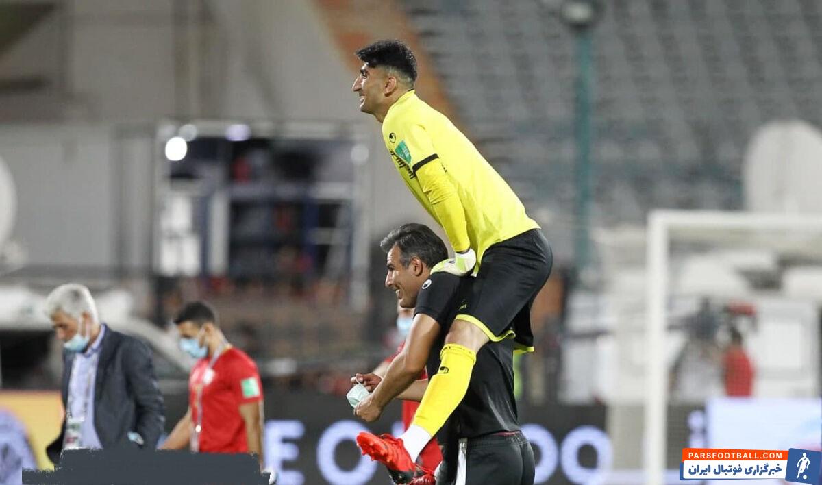 علیرضا بیرانوند پس از پیروزی مقابل سوریه و کلین شیت در این دیدار، به سبک بهزاد غلامپور خوشحالی کرد و روی کول ابراهیم میرزاپور پرید.