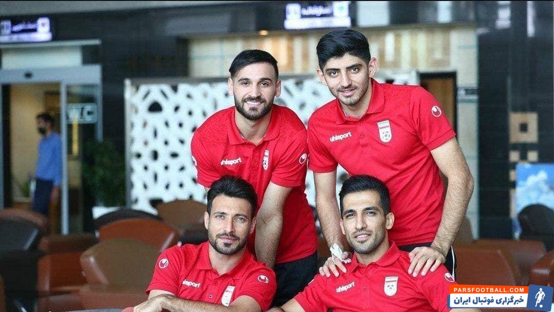 در سمت راست مهدی ترابی و وحید امیری هستند در سمت چپ احمد نوراللهی و شجاع خلیل زاده را می‌بینید که بازیکنان پرسپولیس بودند و لژیونر شدند.