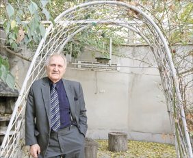 واکنش اسطوره محبوب پرسپولیس به شایعه مدیرعاملی در این باشگاه