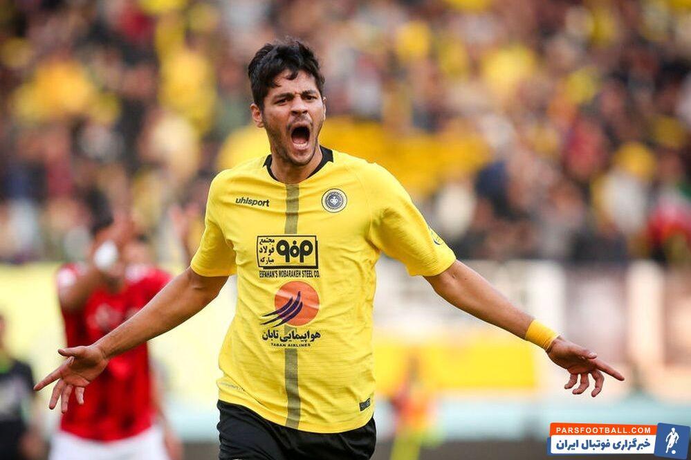 کیروش استنلی مهاجم سپاهان در آستانه توافق نهایی با باشگاه پرسپولیس قرار دارد