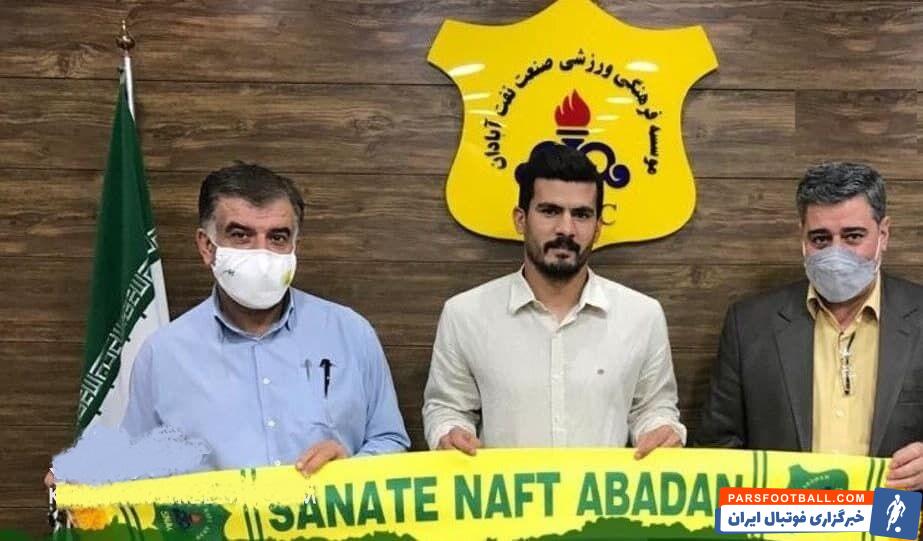 طالب ریکانی ۳۱ ساله توانایی بازی در پست هافبک وسط و هجومی را دارد و به عنوان بازیکنی شوتزن شناخته میشود.