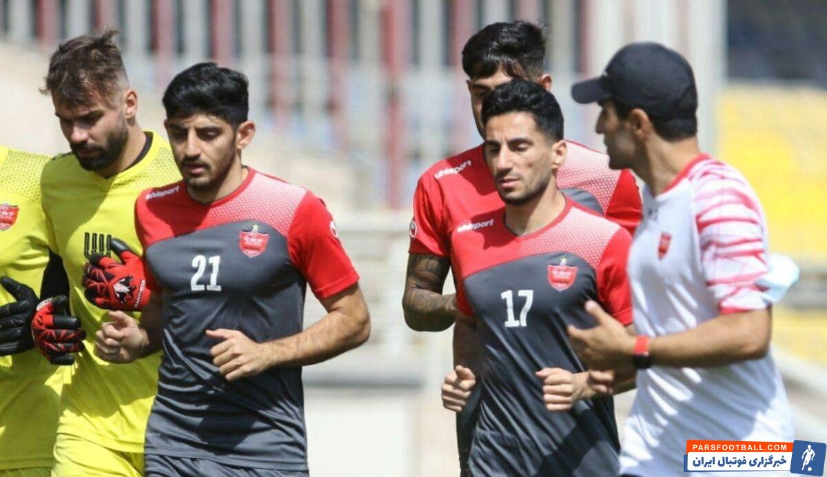* کاروان تیم فوتبال پرسپولیس جمعه بعدازظهر با یک پرواز اختصاصی تهران را به مقصد شهر دوشنبه تاجیکستان ترک خواهد کرد.‌‌‌‌‌‌‌‌‌‌‌‌‌‌‌