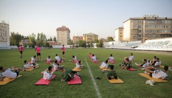 پرسپولیس در ورزشگاهی تمرین روز یکشنبه خود را برگزار کرد که استادیومی خاطره انگیز برای فوتبال دوستان دوشنبه محسوب می‌شود.