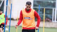 مجید حسینی که پس از سه فصل بازی در ترابزون‌ به کایسری‌اسپور پیوست در صورت تایید پزشکان می‌تواند در بازی برابر حاتای اسپور به میدان برود.