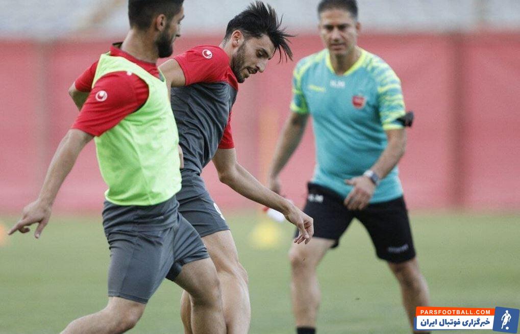 شکستن دست مهدی مهدی خانی مهاجم پرسپولیس در اولین تمرین سرخ ها