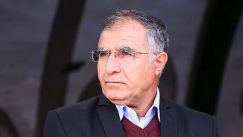 مجید جلالی پیشکسوت فوتبال ایران امروز تولد 65 سالگی خود را جشن گرفت