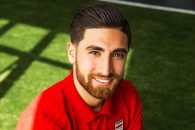 علیرضا جهانبخش کاپیتان تیم ملی علاوه بر فوتبال در موسیقی هم استعداد خاصی دارد