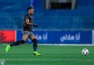 در آستانه بازی با پرسپولیس ؛ علی البلیهی، مدافع الهلال عربستان مصدوم شد