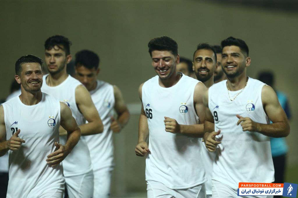 اولین تمرین استقلال در امارات برگزار شد