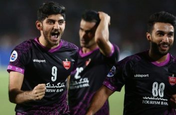 پرواز کاروان پرسپولیس