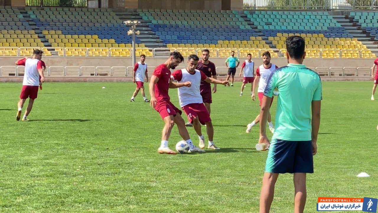 در نهایت باید دید کامیابی نیا که مدتی طولانی از میادین دور بوده برای بازی حساس با الهلال در لیست 18 نفره قرار خواهد گرفت یا خیر.