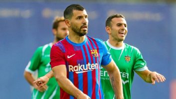 دیگر چیزی تا اولین بازی رسمی آگوئرو نمانده است. او امروز در بازی دستگرمی برابر کورنیا تیم دسته سومی کاتالان فرصت بازی برای بارسا را پیدا کرد.