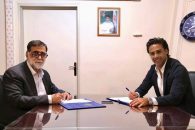 شبانگاه 4 مهرماه بود، که مصطفی آجورلو مدیرعامل استقلال در اولین اقدام مدیریتی خود در باشگاه استقلال، پس از جلسهای که با فرهاد مجیدی داشت.