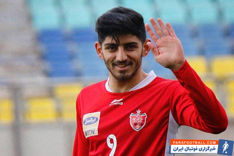 مهدی ترابی ستاره پرسپولیس در هفتههای اخیر با توجه به دوری از مسابقات تعویض نمیشود