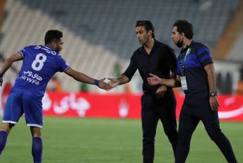 فرشید اسماعیلی ستاره جنجالی آبی ها یک ماه پیش از استقلال جدا شد ؛ فرهاد مجیدی خبر داشت