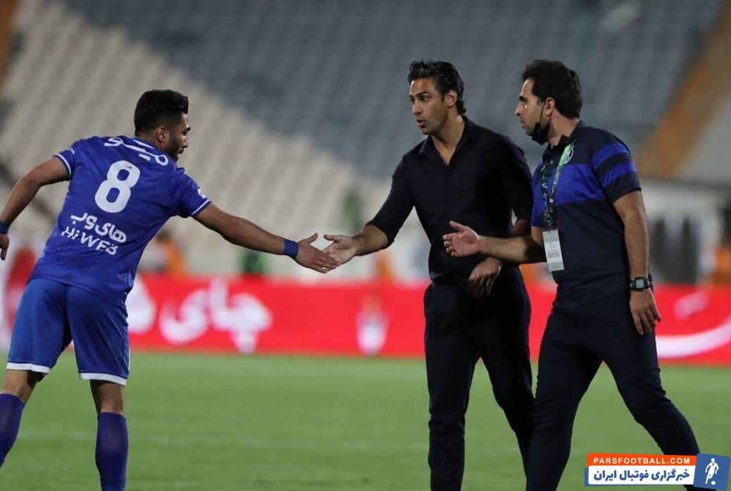 فرشید اسماعیلی ستاره جنجالی آبی ها یک ماه پیش از استقلال جدا شد ؛ فرهاد مجیدی خبر داشت