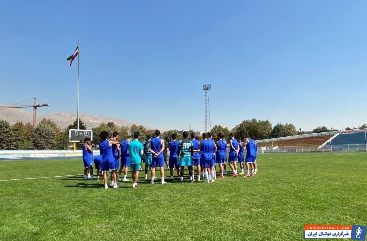 مدیران باشگاه استقلال بعد از آنکه فرهاد مجیدی زمین صنایع دفاع را تایید کرد، قراردادی یکساله را با این مجموعه ورزشی به امضا رساندند.