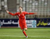 مصدومیت آریا برزگر مهاجم تیم فوتبال امید ایران در بازی با لبنان و بازگشت او به تمرینات برای بازی مقابل تاجیکستان