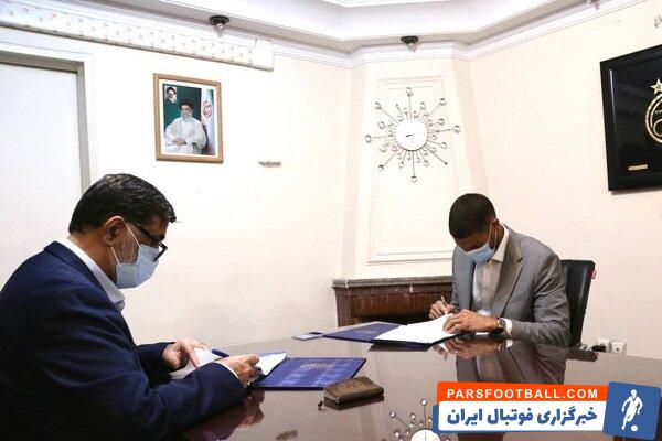 رودی ژستد با وجود عقد قرارداد امکان حضور در ترکیب استقلال را ندارد