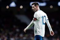 عبور لیونل مسی از پله