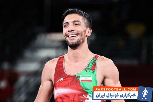 لقب خاص اتحادیه جهانی کشتی به گرایی + سند