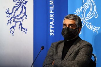 پژمان جمشیدی برای بازی در سریال زیرخاکی بهترین بازیگر مرد جشن حافظ شد