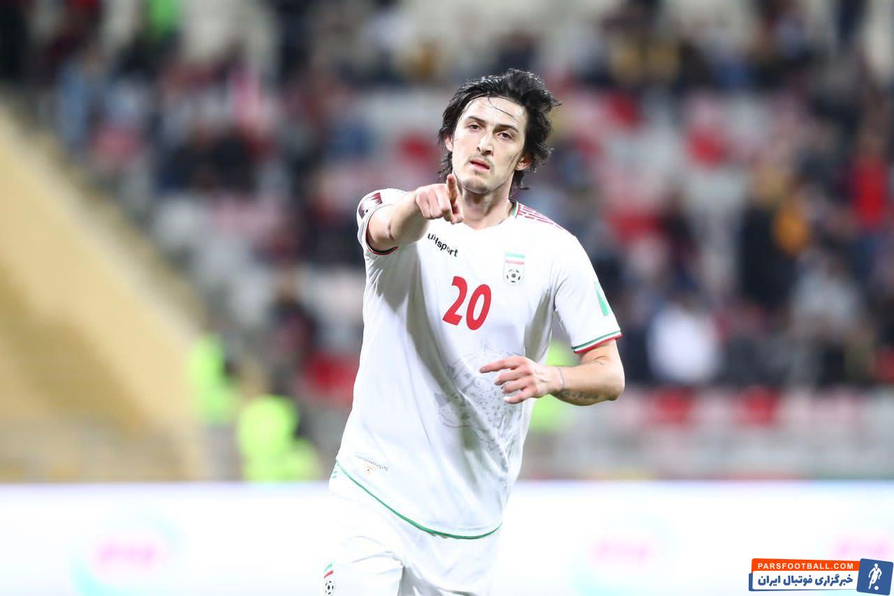 سردار آزمون گل زد ، از علی کریمی عبور کرد ، به جواد نکونام رسید و امباپه شد