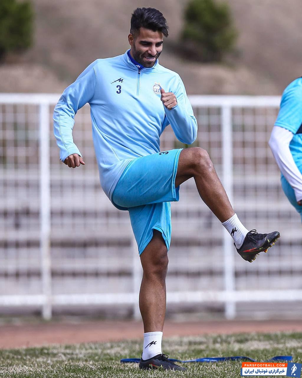 حسین مرادمند مدافع استقلال پس از پشت سر گذاشتن دوران بیماری، دو روزی است که به تمرینات تیمش بازگشته است.