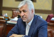 حمید سجادی وزیر ورزش : برای ملی‌پوشان فوتبال سوءتفاهم پیش آمده بود ؛ ایستاده و از کیش بازیکنان تیم ملی را تشویق می کنیم ؛ پاداش ملی‌پوشان وظیفه ما است