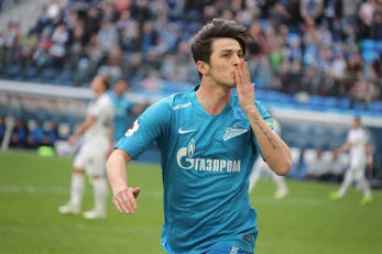 سردار آزمون مهاجم تیم زنیت وضعیت نامشخصی برای دیدار با زسکا مسکو دارد