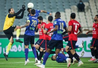 صادق ورمزیار : عمق دفاع استقلال در بازی با نساجی آسیب پذیر بود