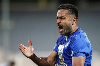 هواداران استقلال خواستار بازگشت امید ابراهیمی