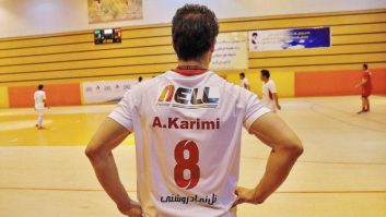 علی کریمی قبل از مطرح شدن در فوتبال در فوتسال توجه همه را به سوی خودش جلب کرد