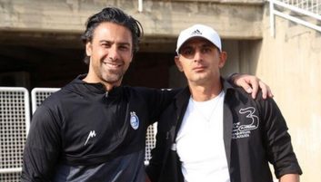 فرد ملکیان گفت: کودکی ام را در آرارات گذرانده بودم و دیروز برای تماشای تمرین استقلال، دیدن فرهاد مجیدی و بازدید از استادیوم به آنجا رفتم.