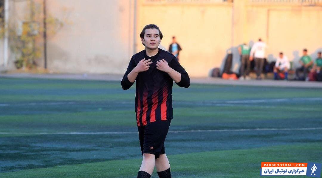 آکادمی خداداد عزیزی این روزها در مشهد از آکادمیهای فعال فوتبال پایه است که چندی است در رده نونهالان لیگ استان هم تیمداری میکند .