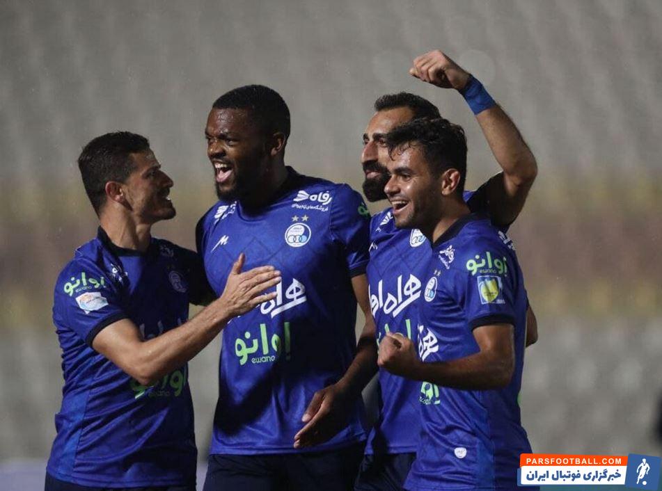 دستور مهم فرهاد مجیدی در رختکن استقلال برای پنالتی زدن یامگا در بازی با فجرسپاسی