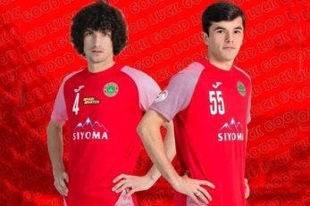 وحدت هانانوف و منوچهر صفروف ، دو بازیکن تاجیکستانی پرسپولیس به علت باز نشدن پنجره نقل و انتقالاتی سرخپوشان دیدار با نفت مسجدسلیمان را از دست دادند.