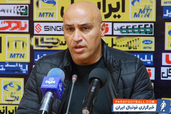 علیرضا منصوریان سرمربی صنعت نفت آبادان درباره بازی مقابل پرسپولیس صحبت کرد