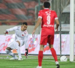 نیمکت نشینی احتمالی حامد لک در بازی پرسپولیس مقابل گل گهر