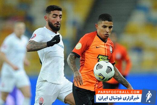 تیم ملی ؛ اللهیار صیادمنش با شماره ۹ مهدی طارمی روی نیمکت تیم ملی حضور داشت