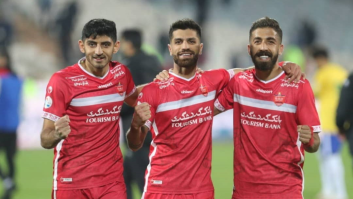 مرتضی فنونیزاده پیشکسوت پرسپولیس درباره بازی این تیم مقابل صنعت نفت آبادان صحبت کرد